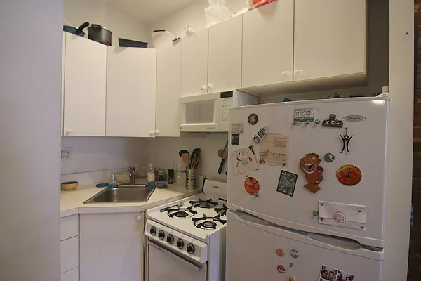 Rented by Compass | media 6