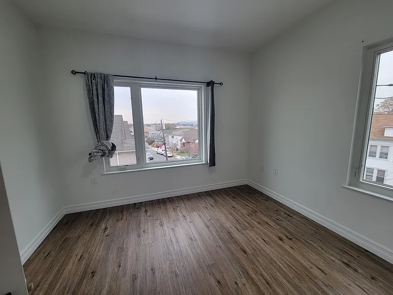 91 Jewell St #6 — Photo 9