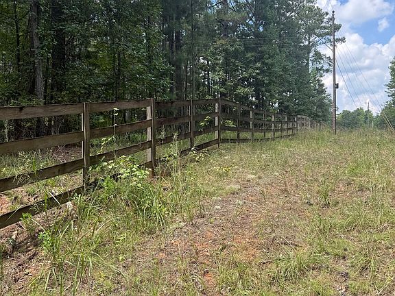 4th image of 460 Yarbrough Mill Rd