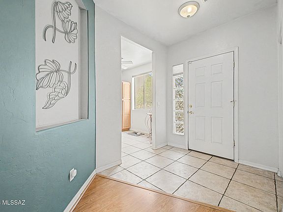 4th image of 1224 N Hillsboro Ave