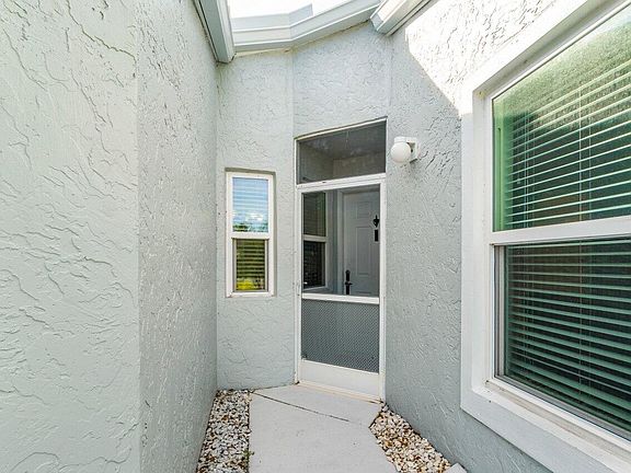 4th image of 12215 Country Greens Boulevard