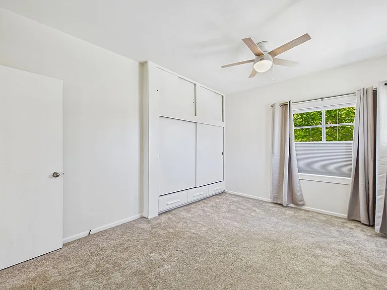 3325 F St — Photo 24