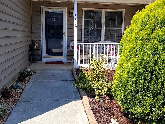 2nd image of 1250 Jefferson Oaks Ct Unit 44