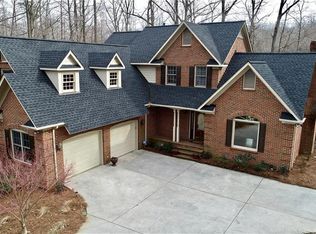 5239 Creed Dr, Summerfield, NC 27358