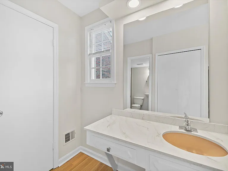 3221 Adams Ct — Photo 15