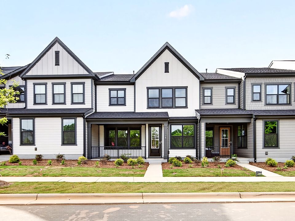79 Seven Oaks Landing