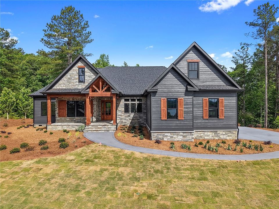 1st image of 326 Thompson Rd