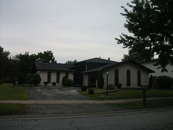 3rd image of 5265 Imperial Dr