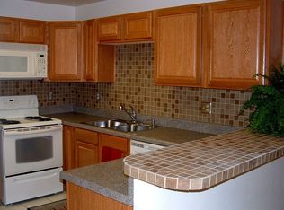 8350 Savannah Trace Cir APT 104, Tampa, FL 33615