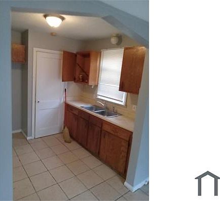 3rd image of 14837 Northlawn St