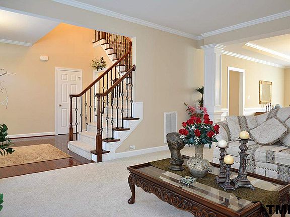 5th image of 6 Salwood Ln