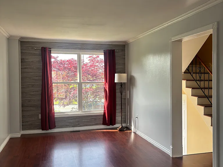 152 Hampton Grn — Photo 5