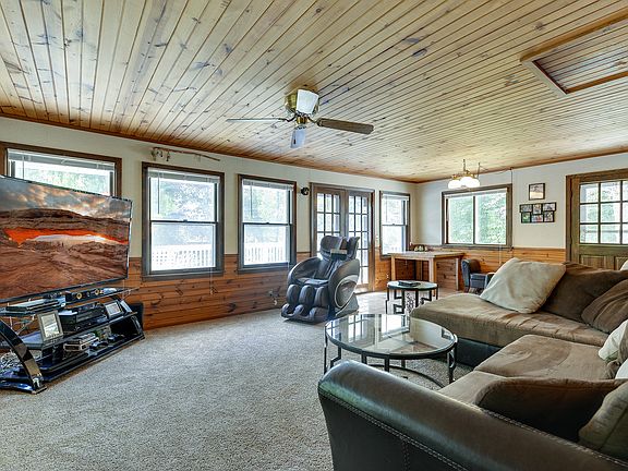 4th image of 22414 Ivan Ct N