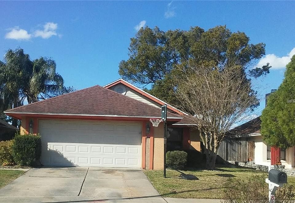 1st image of 811 Bates Ct