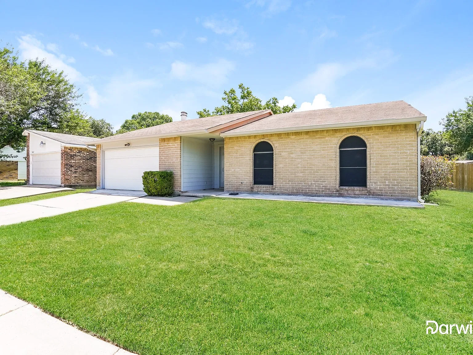 3 bed, 2.0 bath, 1344 sqft, $1,950 — Photo 2