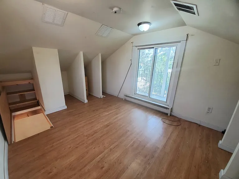 1426 Adams Ave — Photo 15