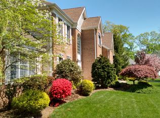 22 Paisley Ln, Basking Ridge, NJ 07920