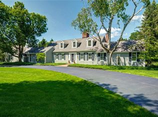 6977 Colonial Dr, Fayetteville, NY 13066