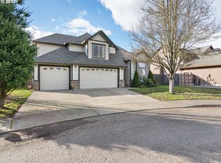 1331 N Hawthorne St, Canby, OR 97013
