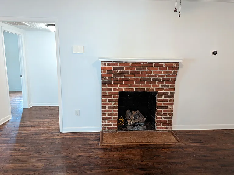 2615 Alabama St SW — Photo 3