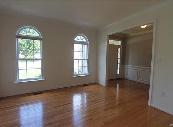 3rd image of 12045 Ivy Hollow Ct
