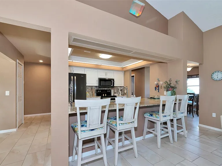15564 Ruston Cir — Photo 5