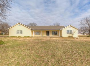 201 W 4th St, Chelsea, OK 74016
