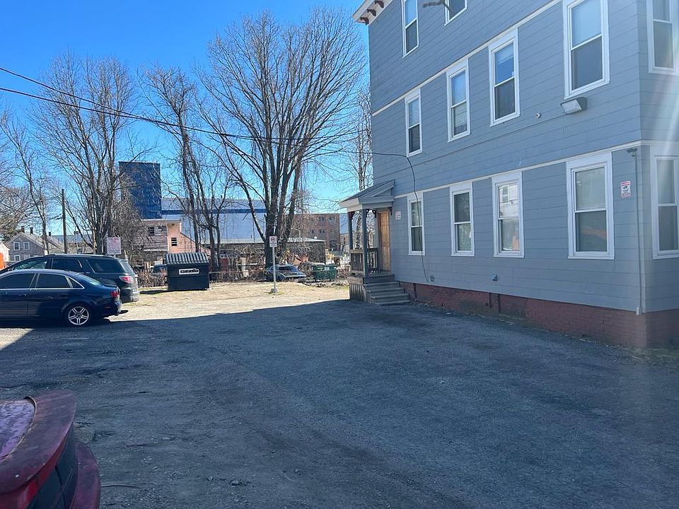 149 Grand St Worcester MA Zillow