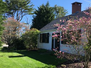 897 Smith Neck Rd, Dartmouth, MA 02748