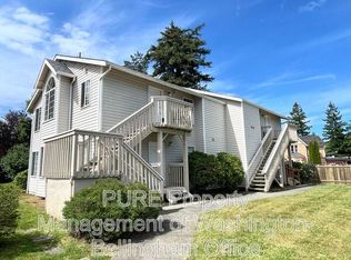 2256 Douglas Rd APT 2, Ferndale, WA 98248
