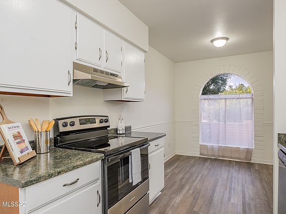 4th image of 447 W Calle Lago