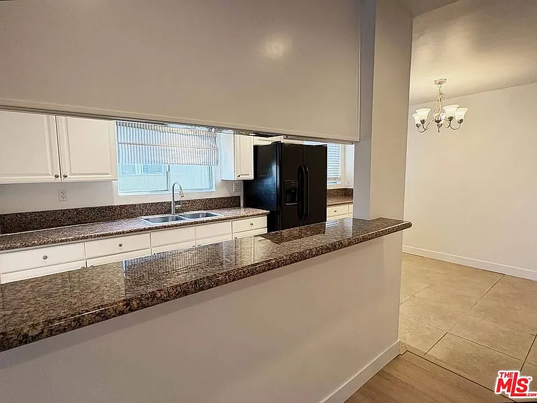 870 Figueroa Ter #1 — Photo 12