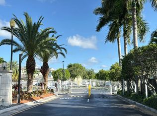 389ne32nd Ter, Homestead, FL 33033
