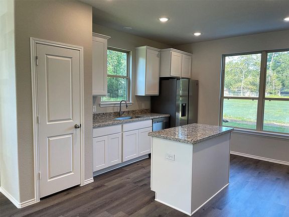 2nd image of 13059 Clear View Dr