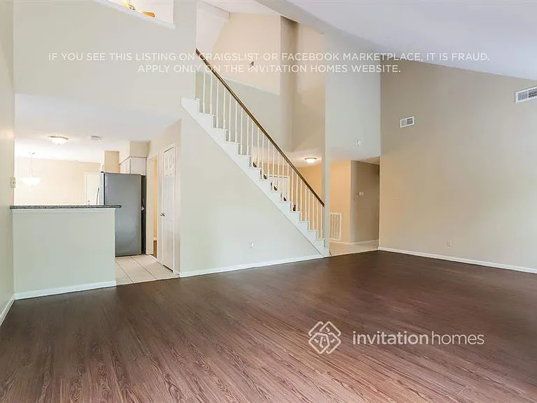 12514 Mill Lane Dr — Photo 2