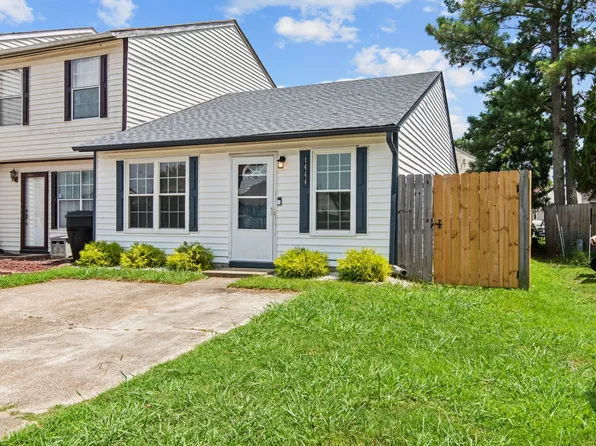 1444 Sangaree Cir, Virginia Beach, VA 23464
