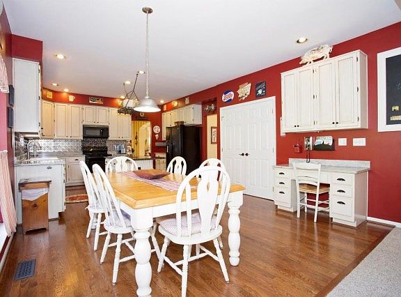 4th image of 6748 Little River Ln