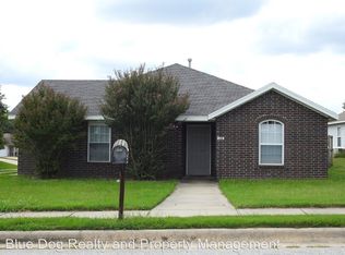 912 SW Terry Ln, Bentonville, AR 72712