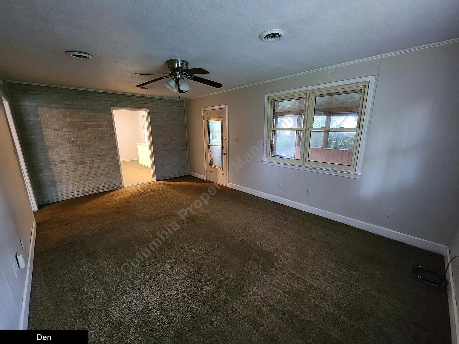 3 bed, 1400 sqft, $1,350 — Photo 4