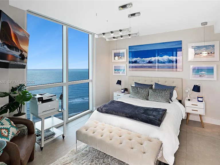 3801 Collins Ave #1906 — Photo 11