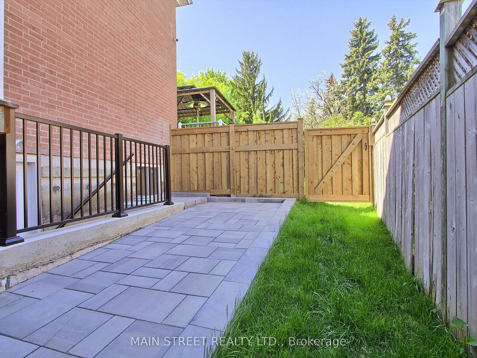 2 bed, $2,400 — Photo 3