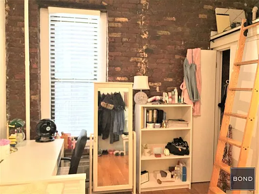 Rented by Bond New York | media 15