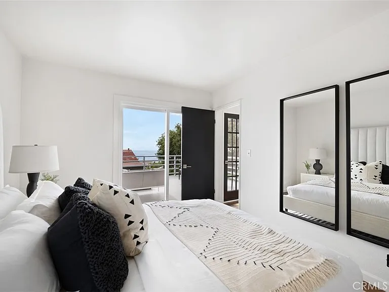1059 Miramar St — Photo 16