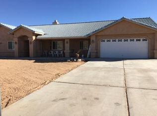 16077 Apache Rd, Apple Valley, CA 92307