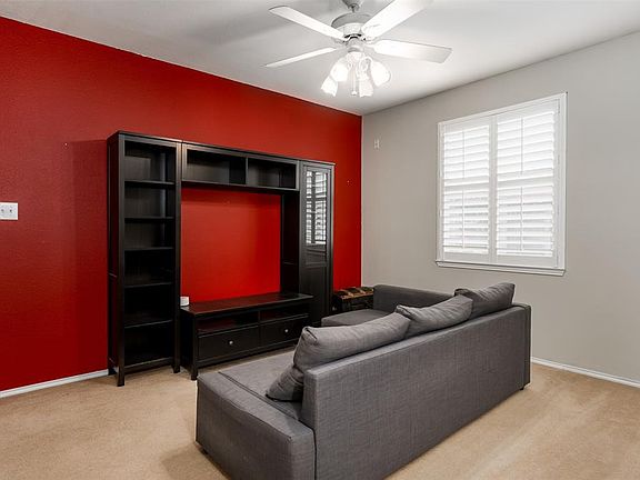 5th image of 8005 Seven Oaks Ln