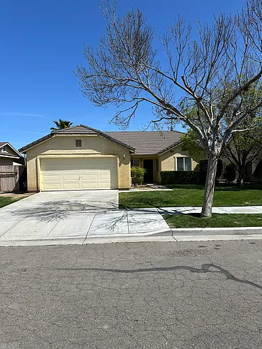 552 Castlerock Ave Photo 1