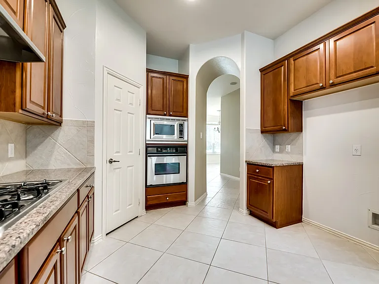 12518 Alfa Romeo Way — Photo 17