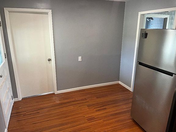 2nd image of 701 Ferguson St