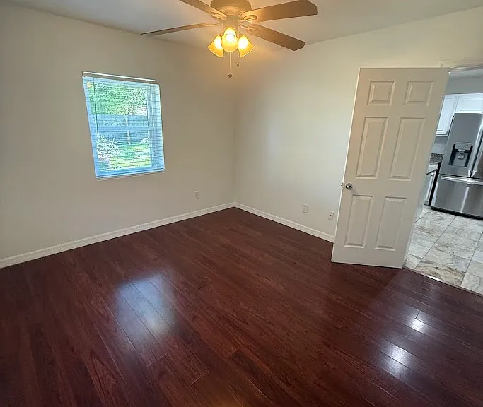 809 W Hiawatha St — Photo 25