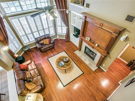 3rd image of 2113 Bellanca Ct